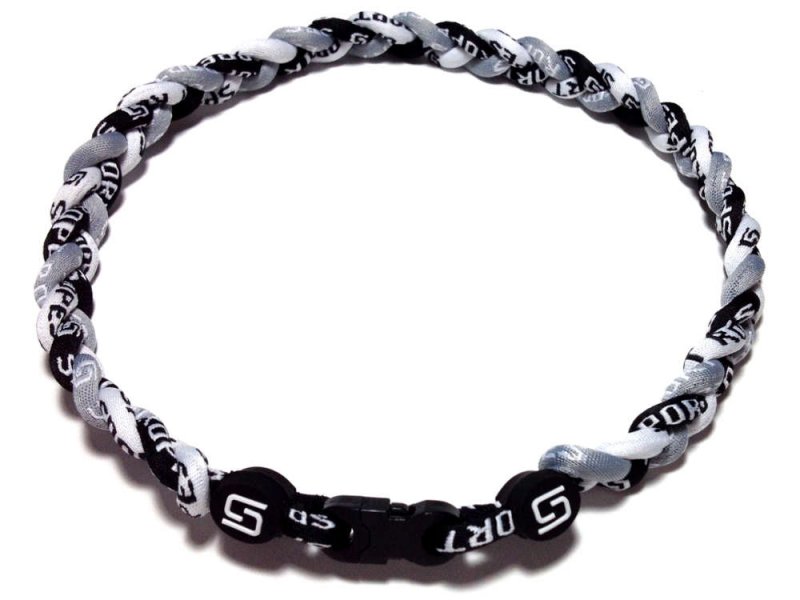  Triple Titanium Necklace (Gray/Black/White)